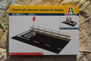 IT3864  GUARD RAIL and ROAD SECTION for DISPLAY